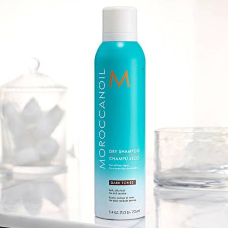 MOROCCANOIL Dry Shampoo Dark Tones suchy szampon do włosów ciemnych 205ml